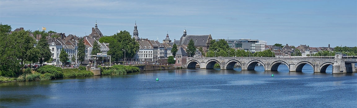 Area Code: +3143 - 2092137 Maastricht, Netherlands